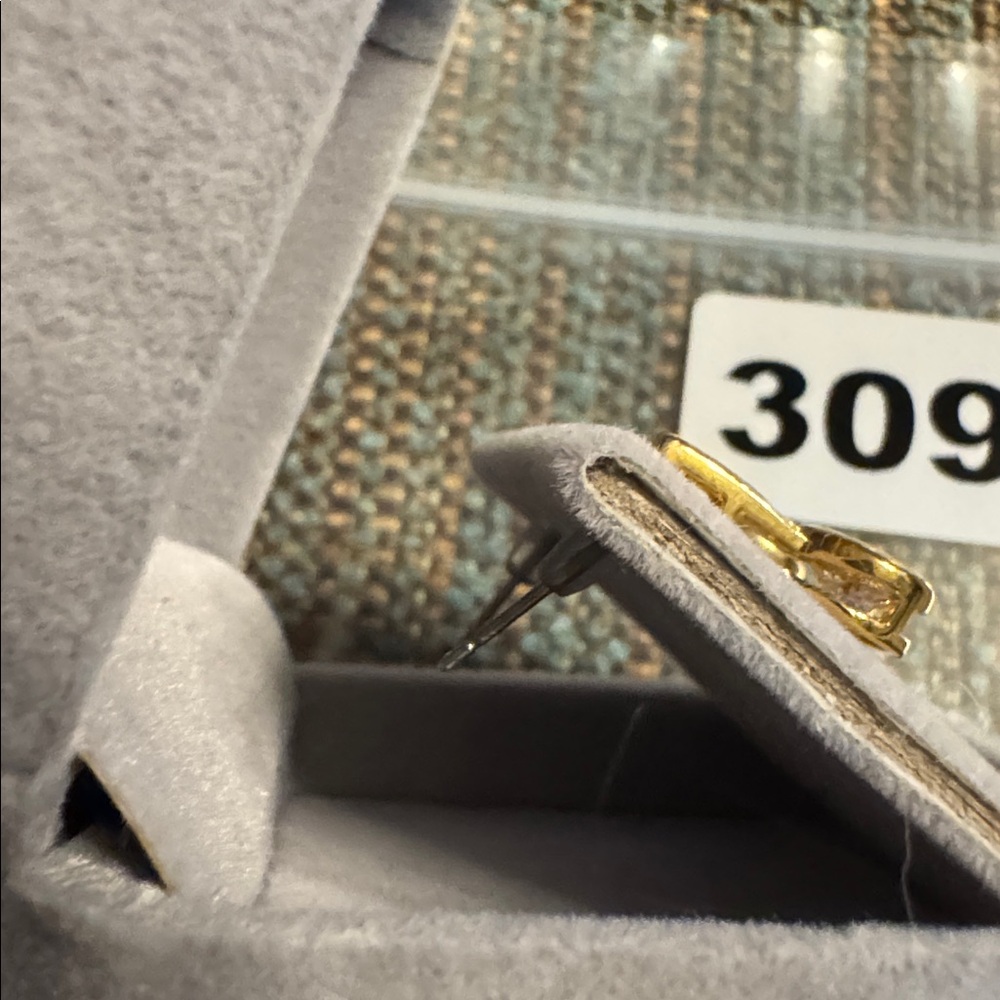 3099 Swarovski Crystal Elements Post Earrings - image 4